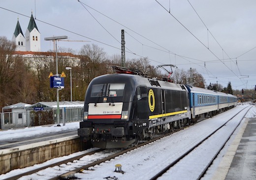 182596_231210.jpg