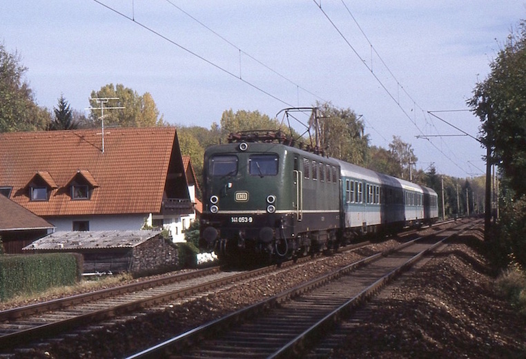 KBS930_hist_25_XL.jpg